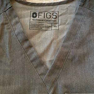 FIGS Catarina Scrub Top XS - Graphite